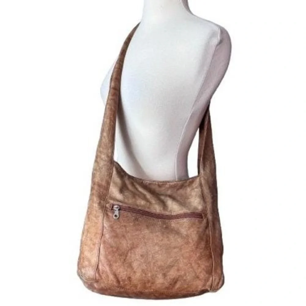 Vintage 90's brown patina leather hobo purse Worn-in Distressed Fest Boho Hippie